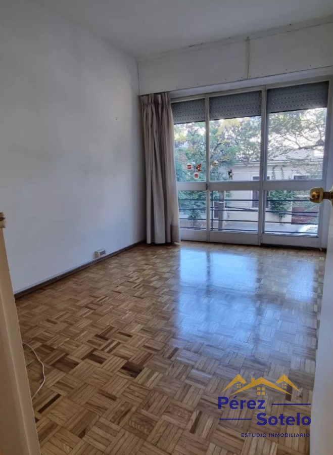 Apartamento ID.423 - Lindo Apto Todo Al Frente Actualizada Cocina Y Baño 3 Dormitorios Comodos, Con Placares, 2 Baños Con Uno De Servicio Amplia Cocina 78mts Y Gje Calefaccion Central Y Terraza Comun Guayaqui  Y Libertad