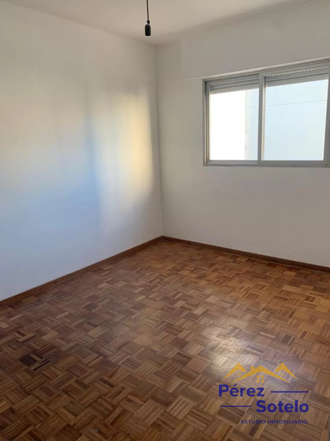 Apartamento ID.676 - Vendo apto de 3 dormitorios, frente a playa Malvin