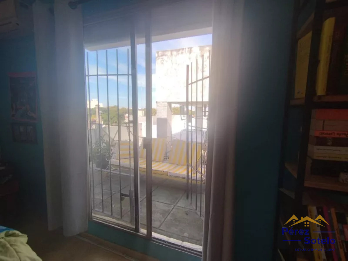 Apartamento ID.702 - Vendo apto de un dormitorio, con terraza. Jacinto vera
