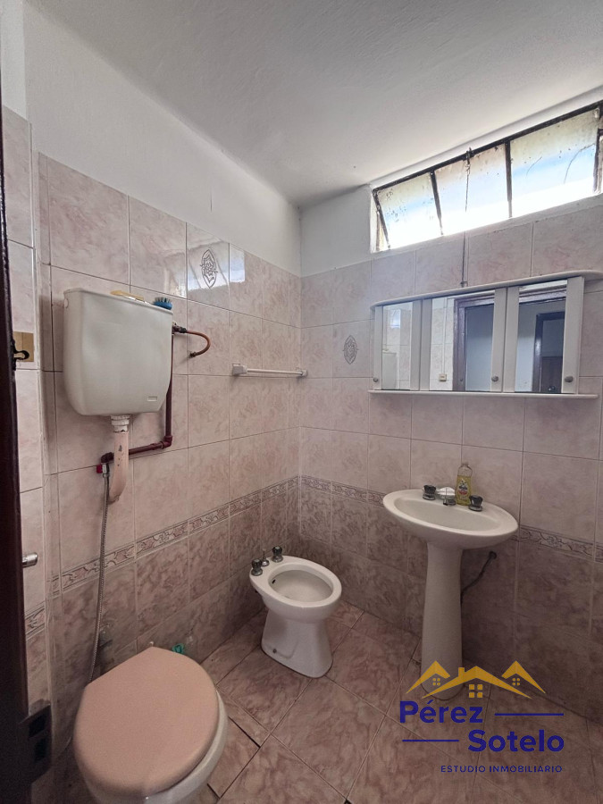 Apartamento ID.736 - Alquiler apartamento, 2 dormitorios, PATIO Y COCHERA. Aires Puros