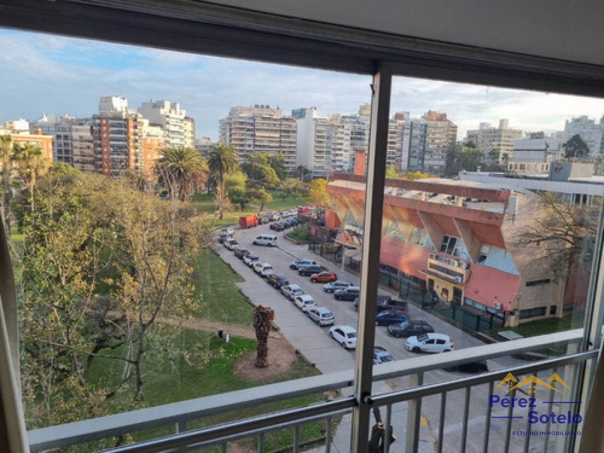 Apartamento ID.792 - Venta de Apartamento, Punta Carretas - 3 Dormitorios-3baños-garaje