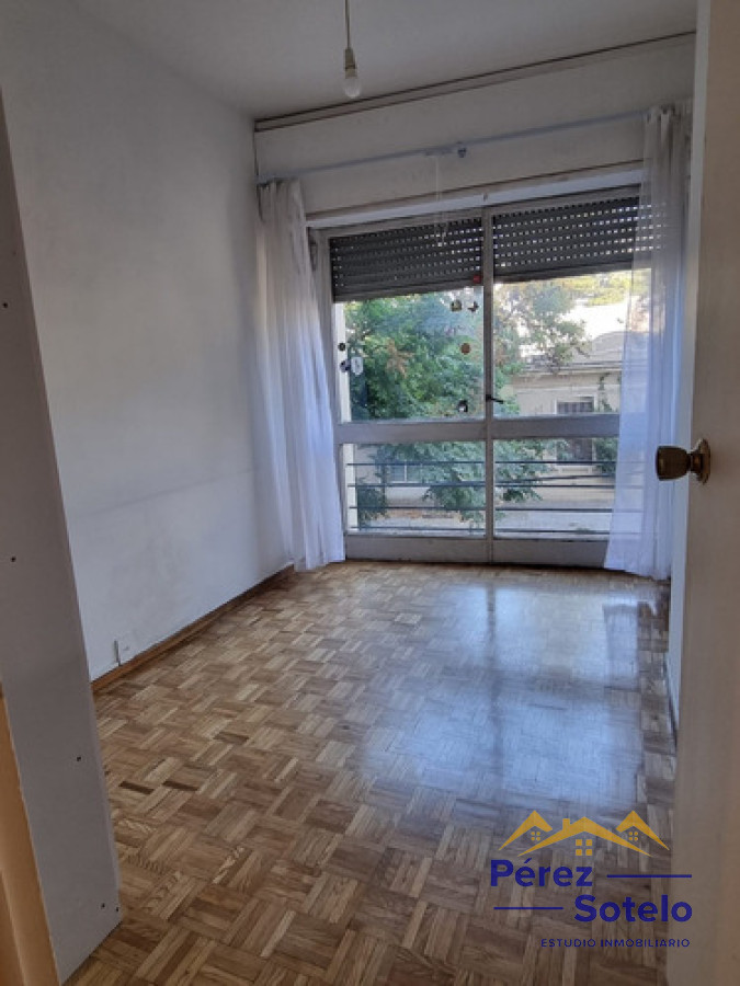 Apartamento ID.423 - Lindo Apto Todo Al Frente Actualizada Cocina Y Baño 3 Dormitorios Comodos, Con Placares, 2 Baños Con Uno De Servicio Amplia Cocina 78mts Y Gje Calefaccion Central Y Terraza Comun Guayaqui  Y Libertad