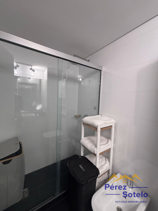 Apartamento ID.758 - Venta de Monoambiente, Luis A de Herrera, próximo a la Rambla
