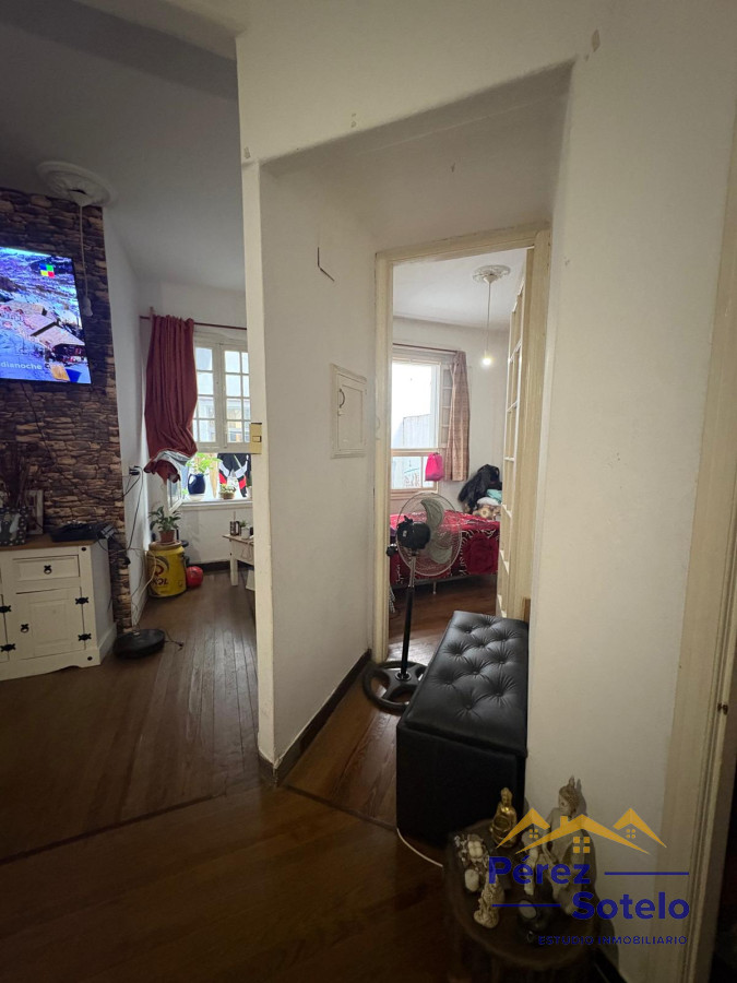 Apartamento ID.779 - Apartamento en Venta, Tres Cruces, con RENTA