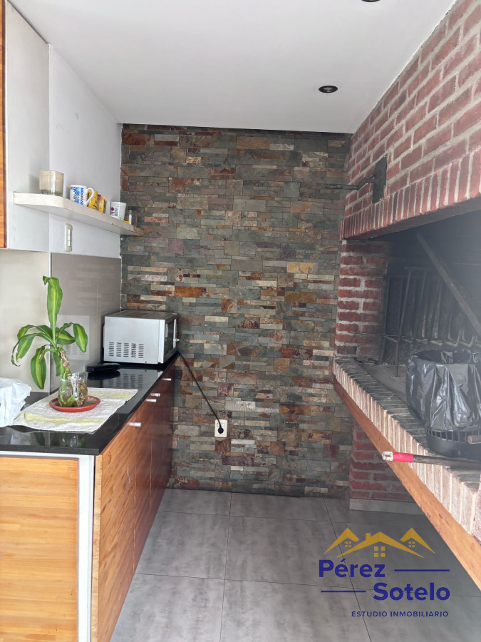 Apartamento ID.757 - Venta de apartamento. ZONA TRES CRUCES. Con cochera