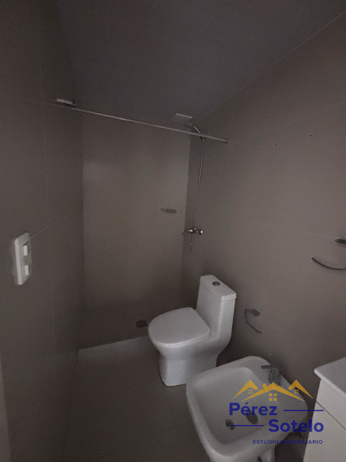 Apartamento ID.757 - Venta de apartamento. ZONA TRES CRUCES. Con cochera