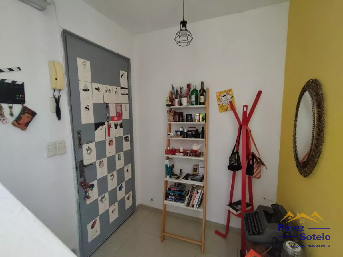 Apartamento ID.702 - Vendo apto de un dormitorio, con terraza. Jacinto vera