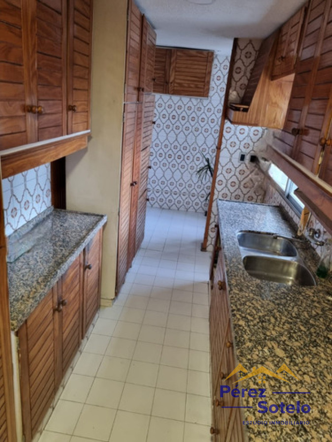 Apartamento ID.792 - Venta de Apartamento, Punta Carretas - 3 Dormitorios-3baños-garaje