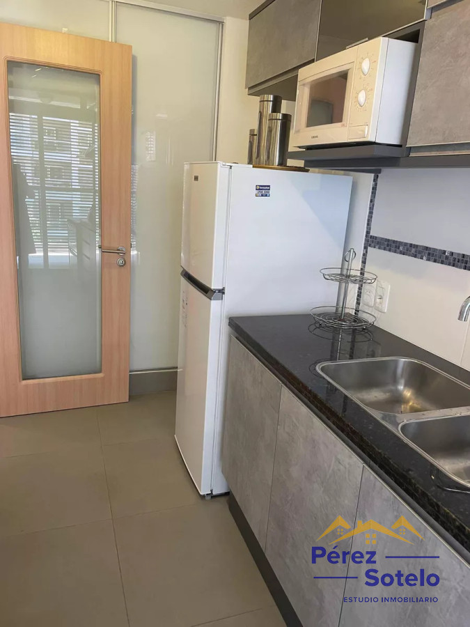 Apartamento ID.686 - Alquilo apto de un dormitorio amueblado, con cochera. Pocitos