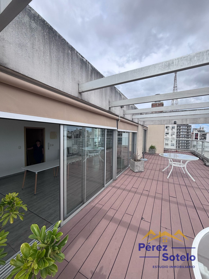 Apartamento ID.757 - Venta de apartamento. ZONA TRES CRUCES. Con cochera