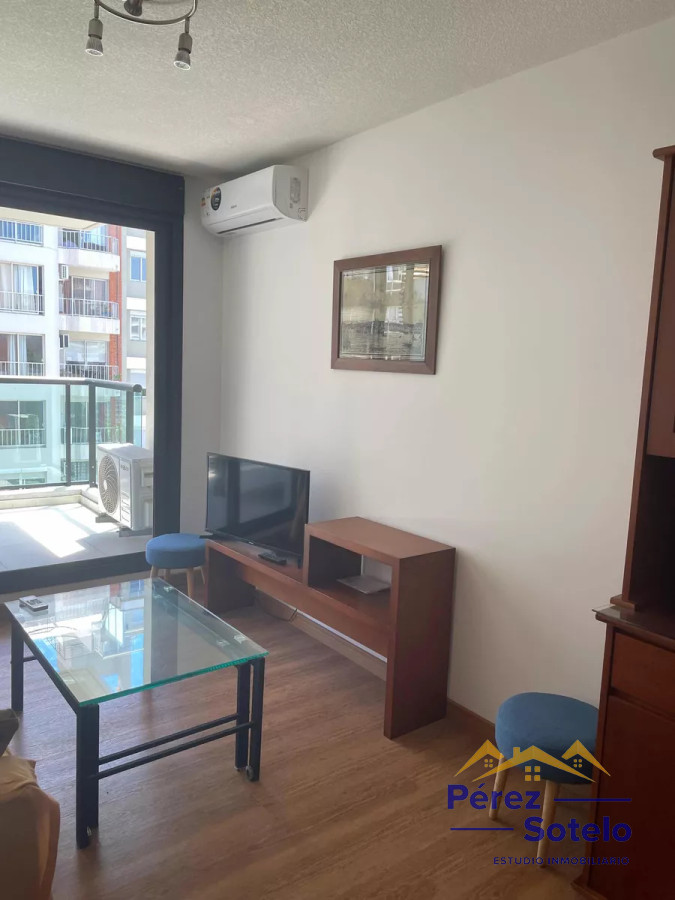 Apartamento ID.686 - Alquilo apto de un dormitorio amueblado, con cochera. Pocitos