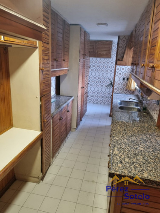 Apartamento ID.792 - Venta de Apartamento, Punta Carretas - 3 Dormitorios-3baños-garaje