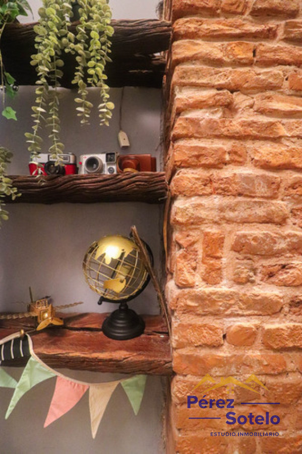Apartamento ID.747 -  Apartamento Tipo Casa, Totalmente Independiente Y Sin Gastos Comunes: 4 Dormitorios, Balcón Estufa A Leña, Azotea Exclusiva Con Parillero Y Lavadero.