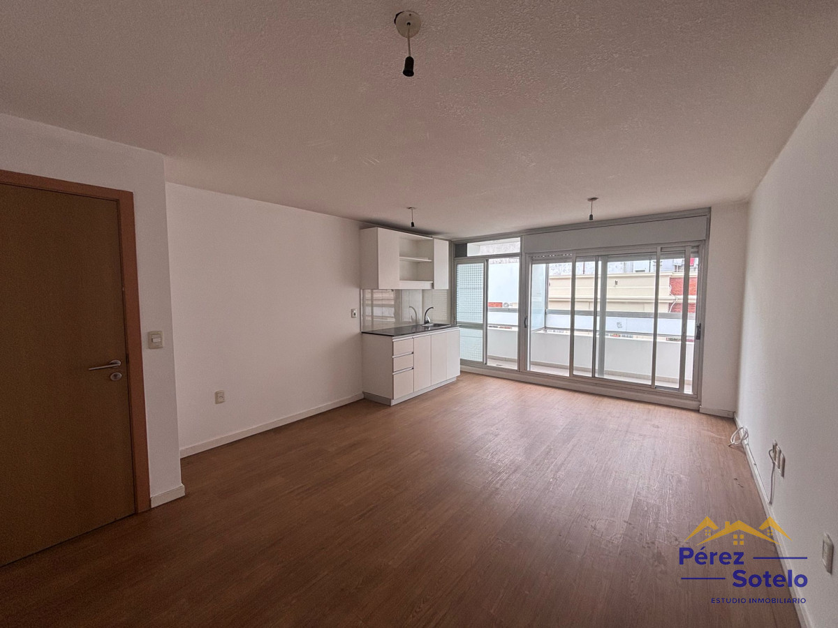 Apartamento ID.757 - Venta de apartamento. ZONA TRES CRUCES. Con cochera