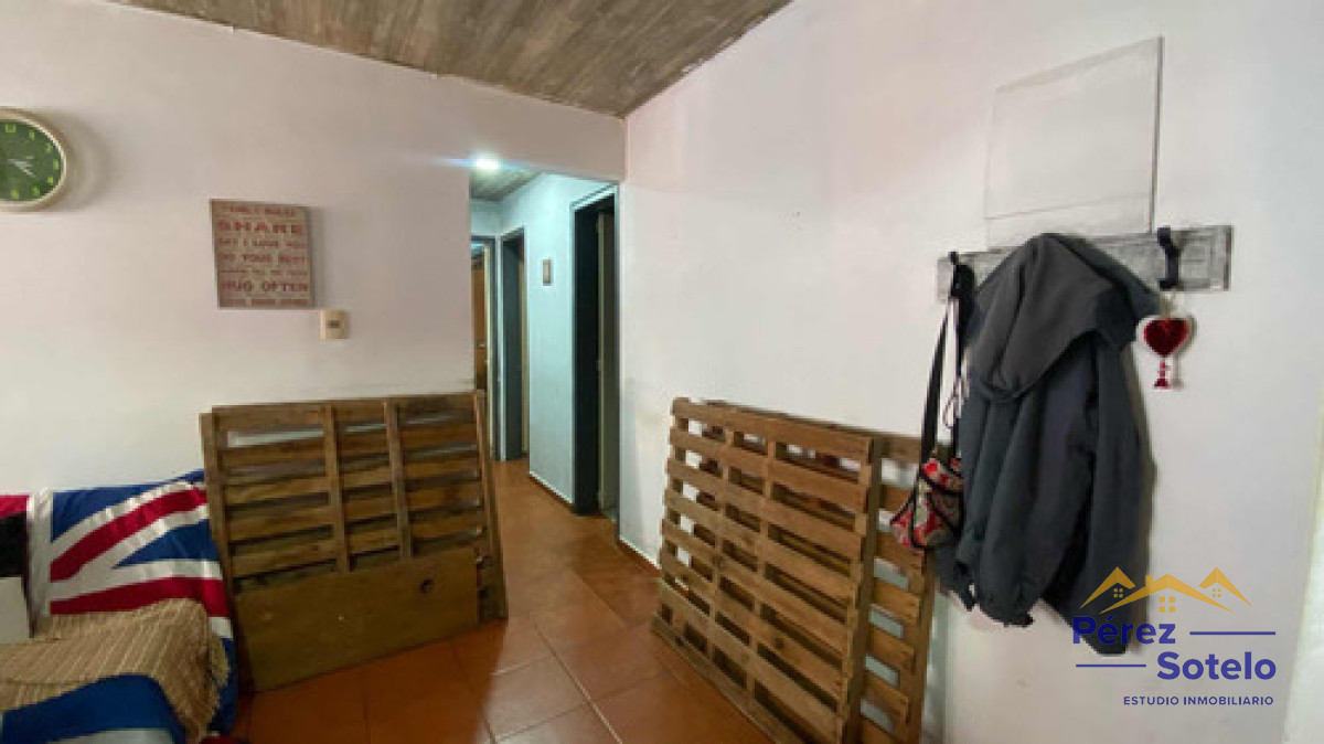 Apartamento ID.735 - VENTA  Apartamento Tres Cruces. Entrega USD15.000 Más Deuda