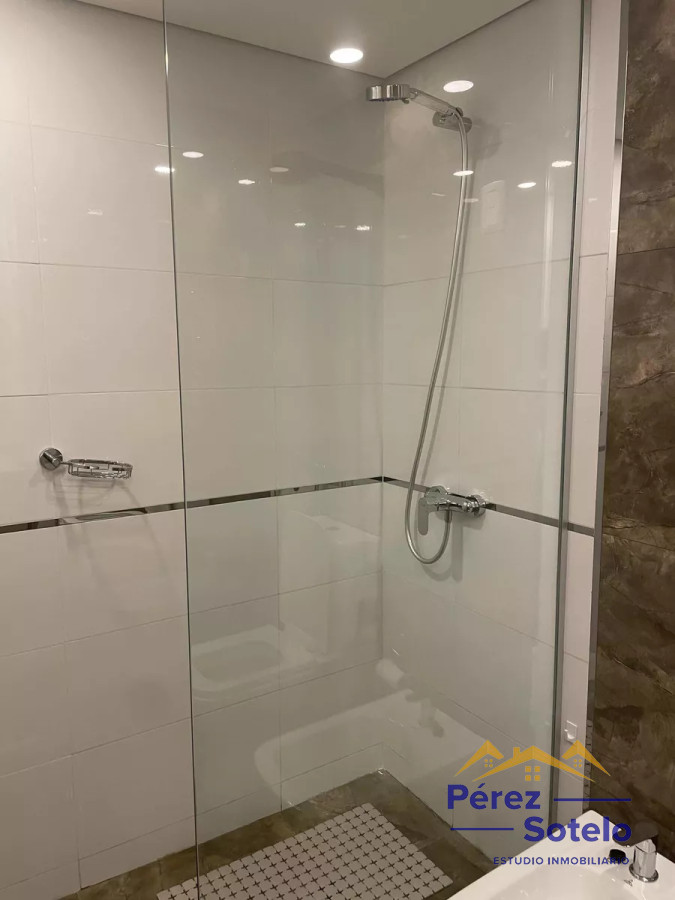 Apartamento ID.686 - Alquilo apto de un dormitorio amueblado, con cochera. Pocitos