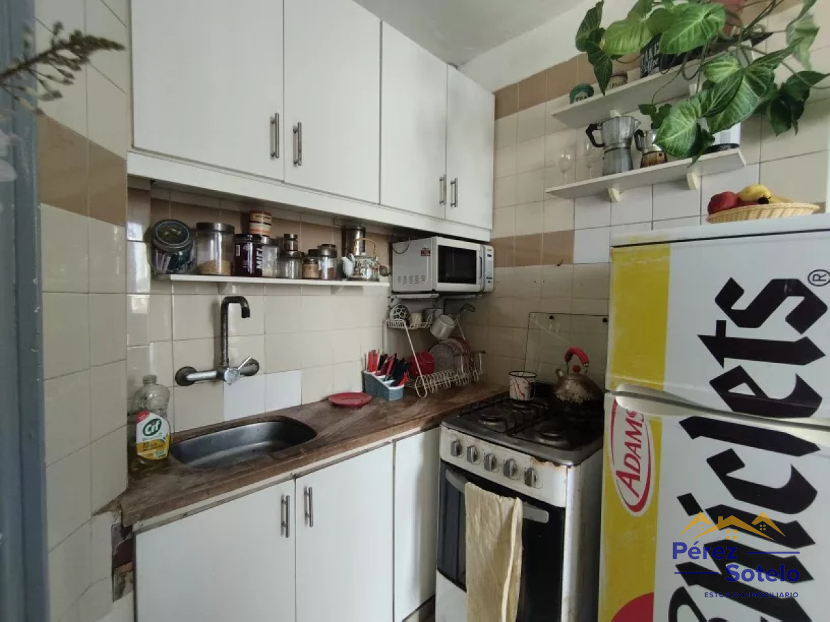 Apartamento ID.702 - Vendo apto de un dormitorio, con terraza. Jacinto vera