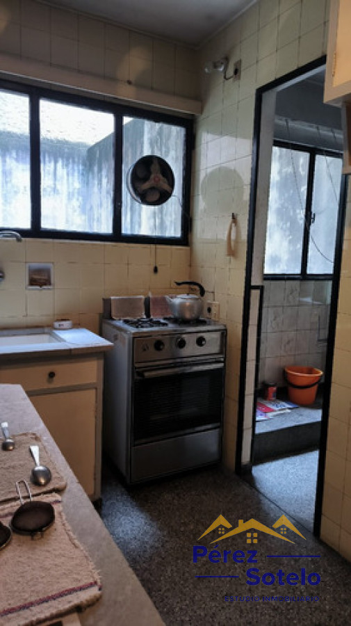 Apartamento ID.570 - Venta de Apartamento 3 dormitorios. Centro