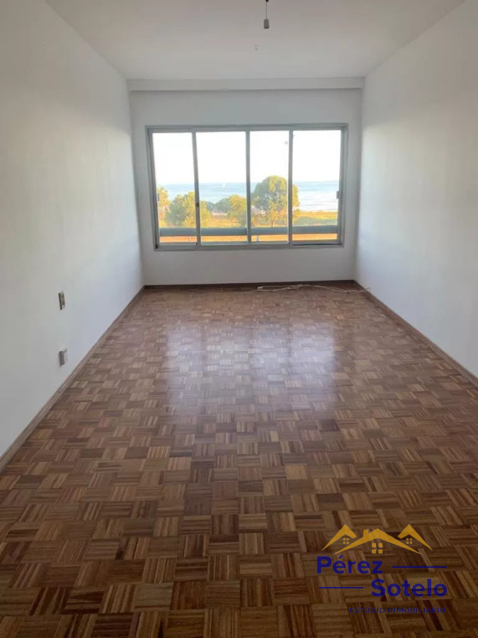 Apartamento ID.676 - Vendo apto de 3 dormitorios, frente a playa Malvin