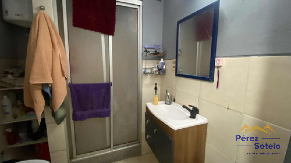 Apartamento ID.735 - VENTA  Apartamento Tres Cruces. Entrega USD15.000 Más Deuda