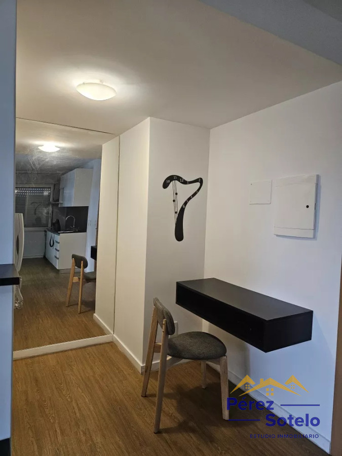 Apartamento ID.684 - Alquilo monoambiente semiamueblado. Malvin