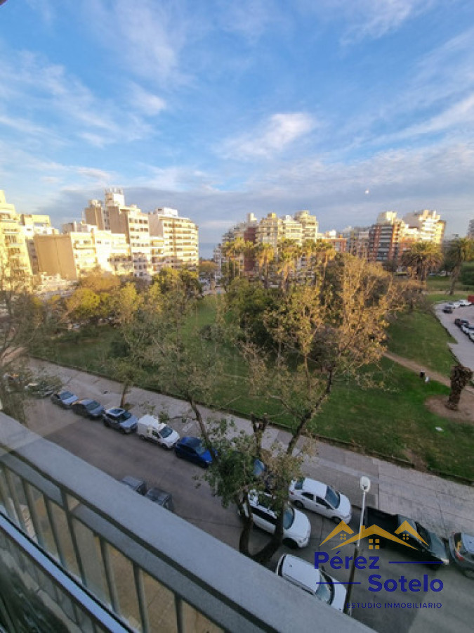 Apartamento ID.792 - Venta de Apartamento, Punta Carretas - 3 Dormitorios-3baños-garaje