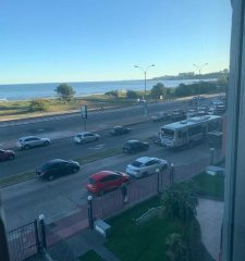 Vendo apto de 3 dormitorios, frente a playa Malvin