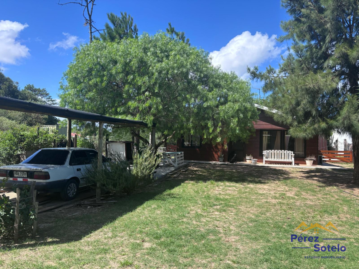 Casa ID.760 - Casa en venta en Ciudad de la Costa. 2 dormitorios. Gran Jardín