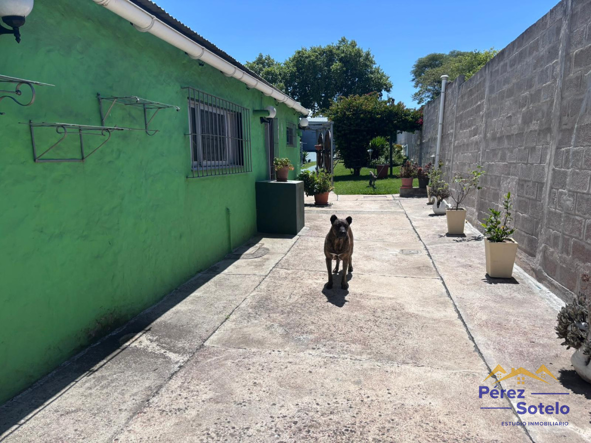 Casa ID.713 - Casa en VENTA, con piscina climatizada + apartamento al fondo 