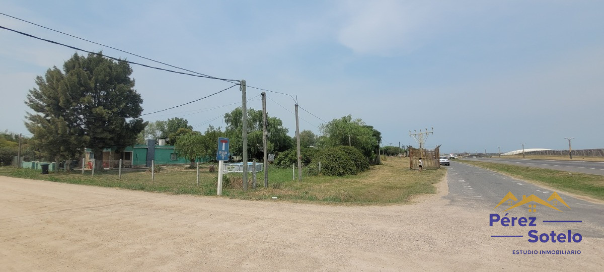 Casa ID.15 - Terreno 1500m2 + 2 Casas Sobre Ruta 101, Frente Al Aeropuerto