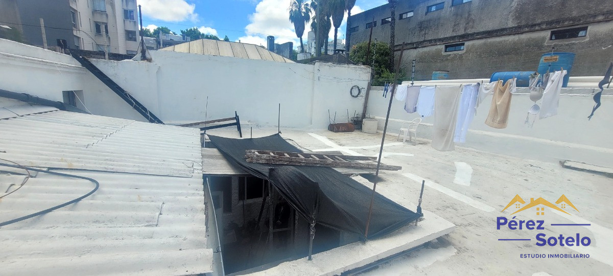 Casa ID.18 - Casa Completa, Residencia Funcionando, Ideal Para Vivienda Personal O Inversión, La Blanqueada, Próximo A 8 De Octubre