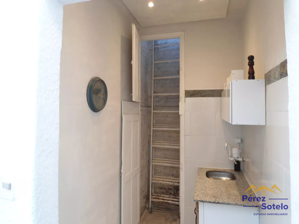 Casa ID.637 - Venta PH sobre calle Garibaldi. Goes