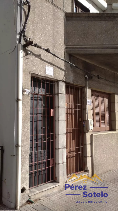 Casa ID.637 - Venta PH sobre calle Garibaldi. Goes