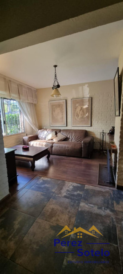 Casa ID.793 - Casa En Venta De 3 Dormitorios C/ Cochera En Carrasco Norte