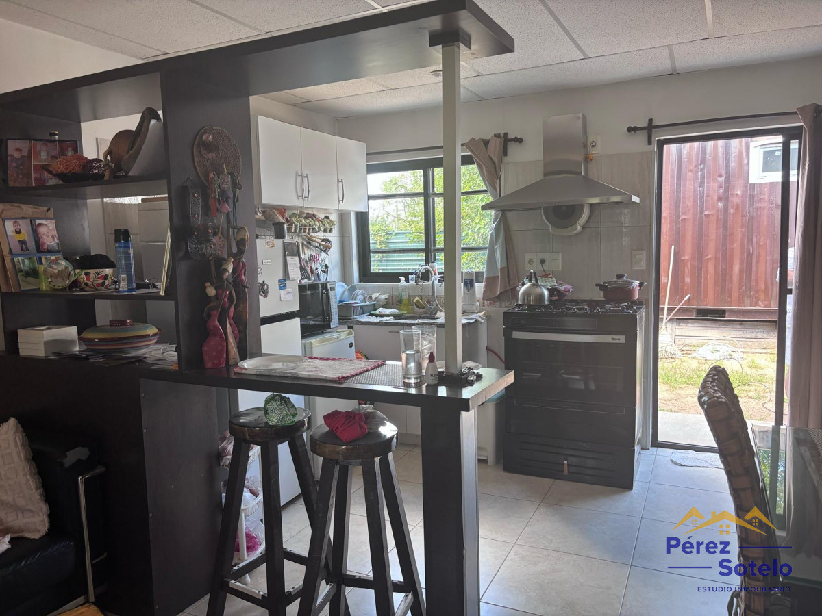 Casa ID.760 - Casa en venta en Ciudad de la Costa. 2 dormitorios. Gran Jardín