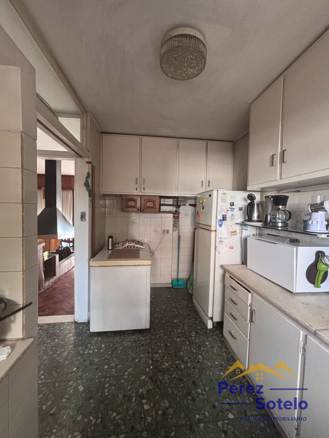 Casa ID.764 - Espectacular casa en VENTA. Nuevo Centro. 4 dormitorios, gran superficie