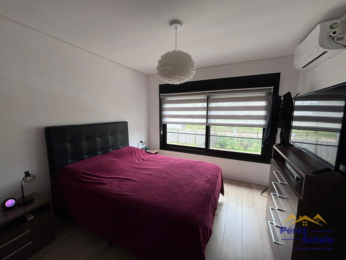 Casa ID.716 - Hermosa casa a la venta en Barrio Privado