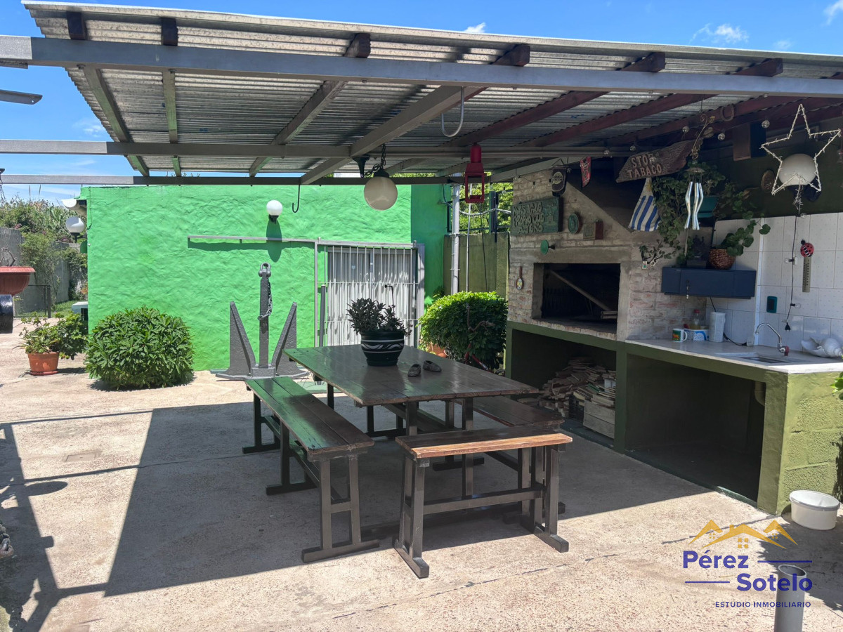 Casa ID.713 - Casa en VENTA, con piscina climatizada + apartamento al fondo 