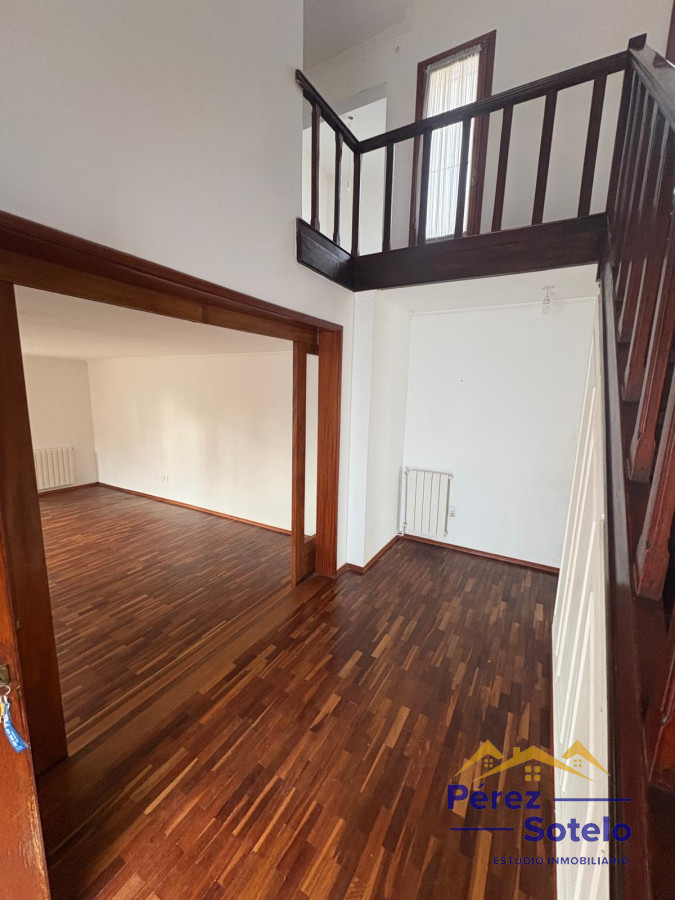 Casa ID.790 - Espectacular casa en Venta, Carrasco. 5 DORMITORIOS.