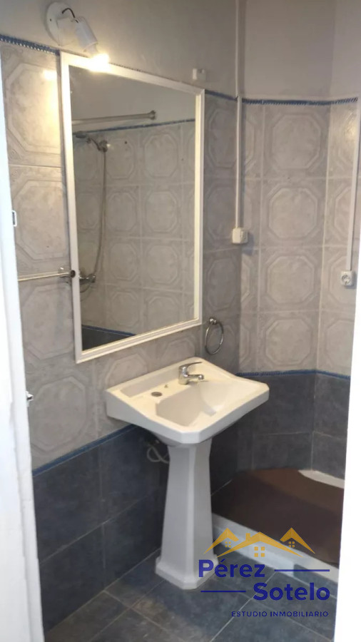 Casa ID.637 - Venta PH sobre calle Garibaldi. Goes