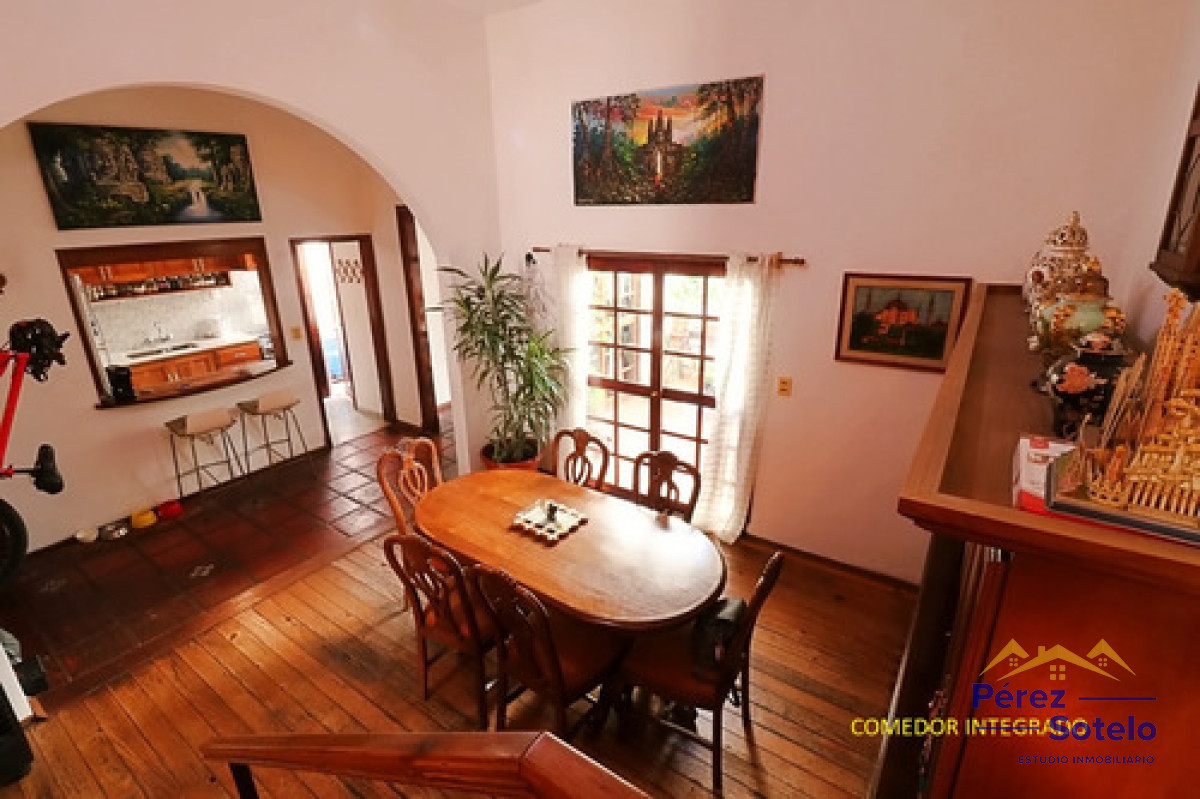 Casa ID.748 - Espectacular casa a la Venta. Brazo Oriental
