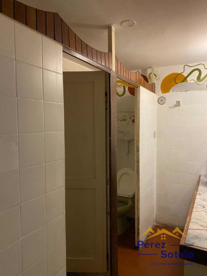 Local Comercial ID.732 - LOCAL A LA VENTA. EXCELENTE RENTA. PALERMO, MONTEVIDEO