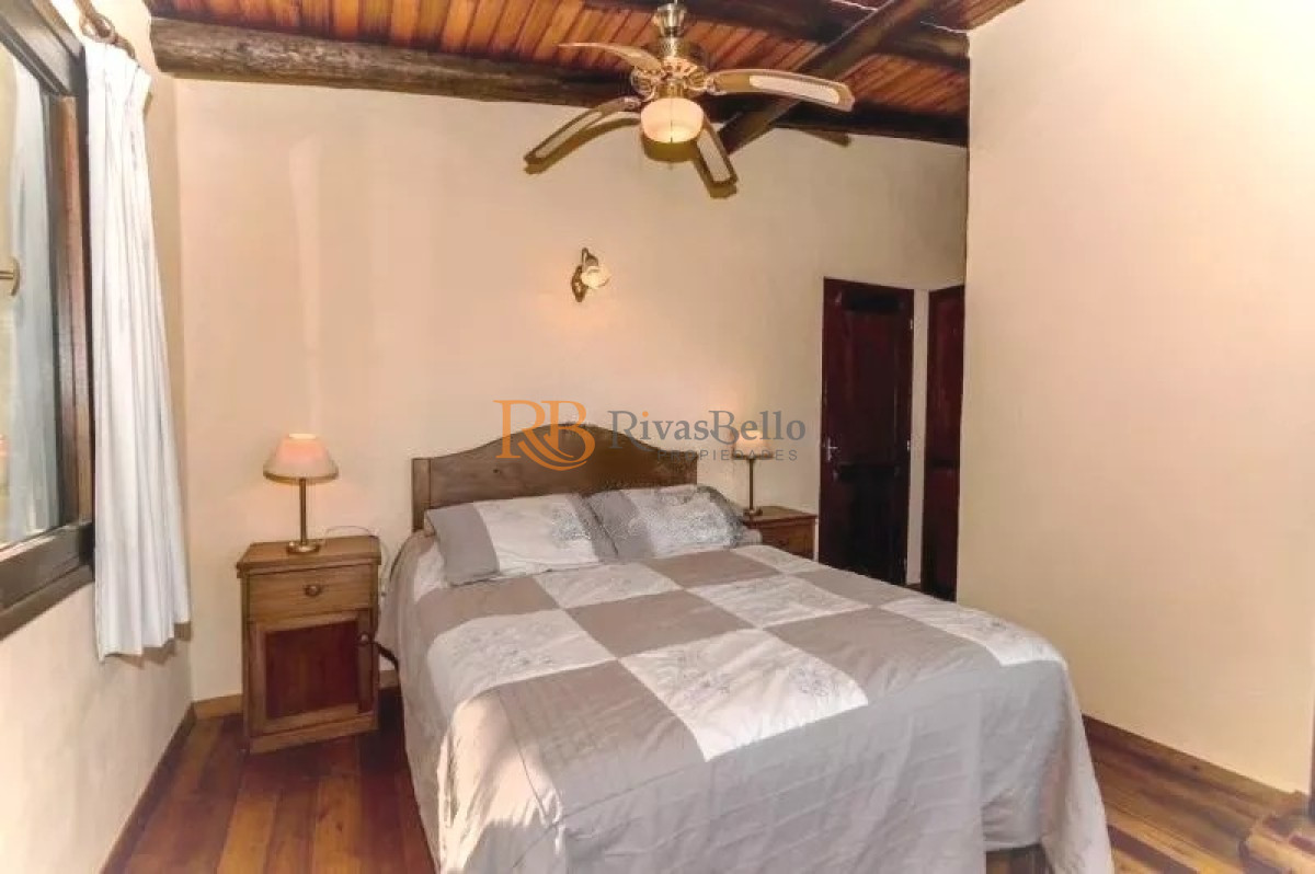 Casa ID.49 - vende un atractivo Complejo integrado por 3 viviendas independientes