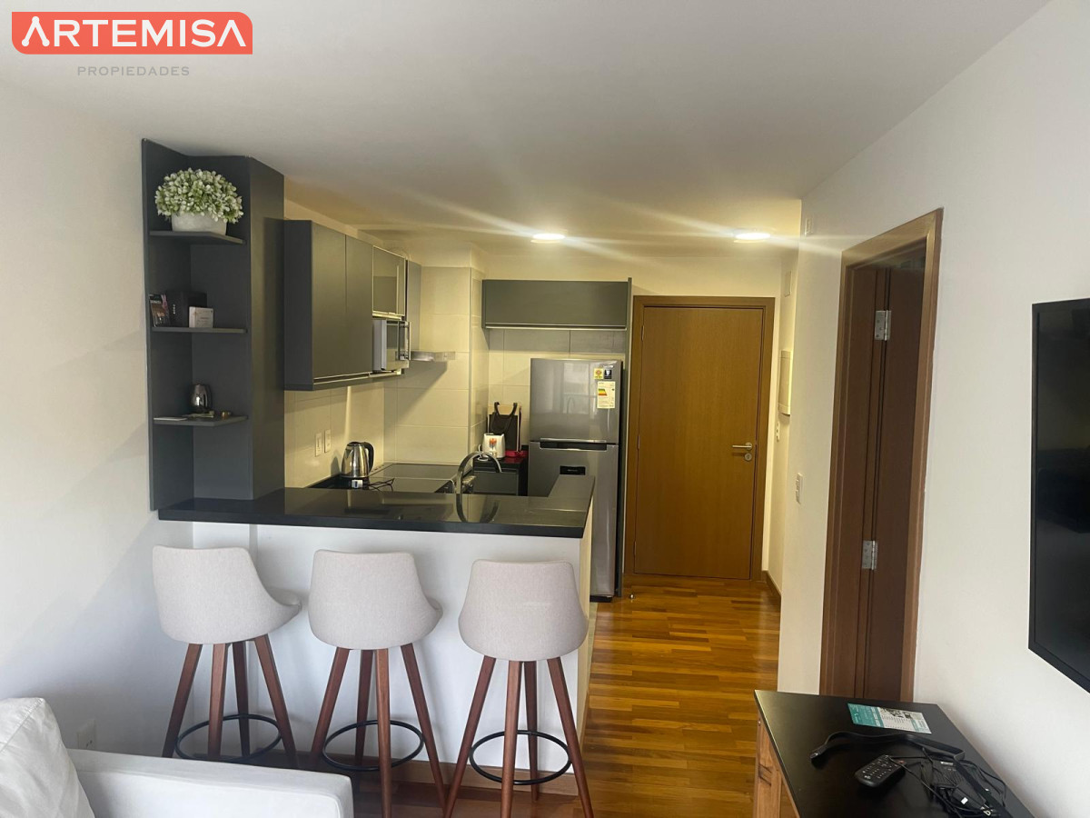 Apartamento ID.804 - El apartamento que buscabas, iluminado,  excelente construcción. 