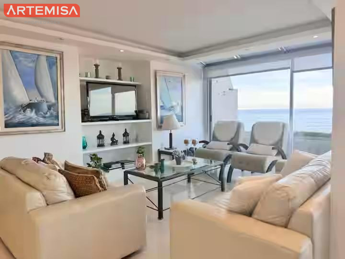 Apartamento ID.975 - Espectacular PENTHOUSE DUPLEX  frente al MAR 4 SUITES