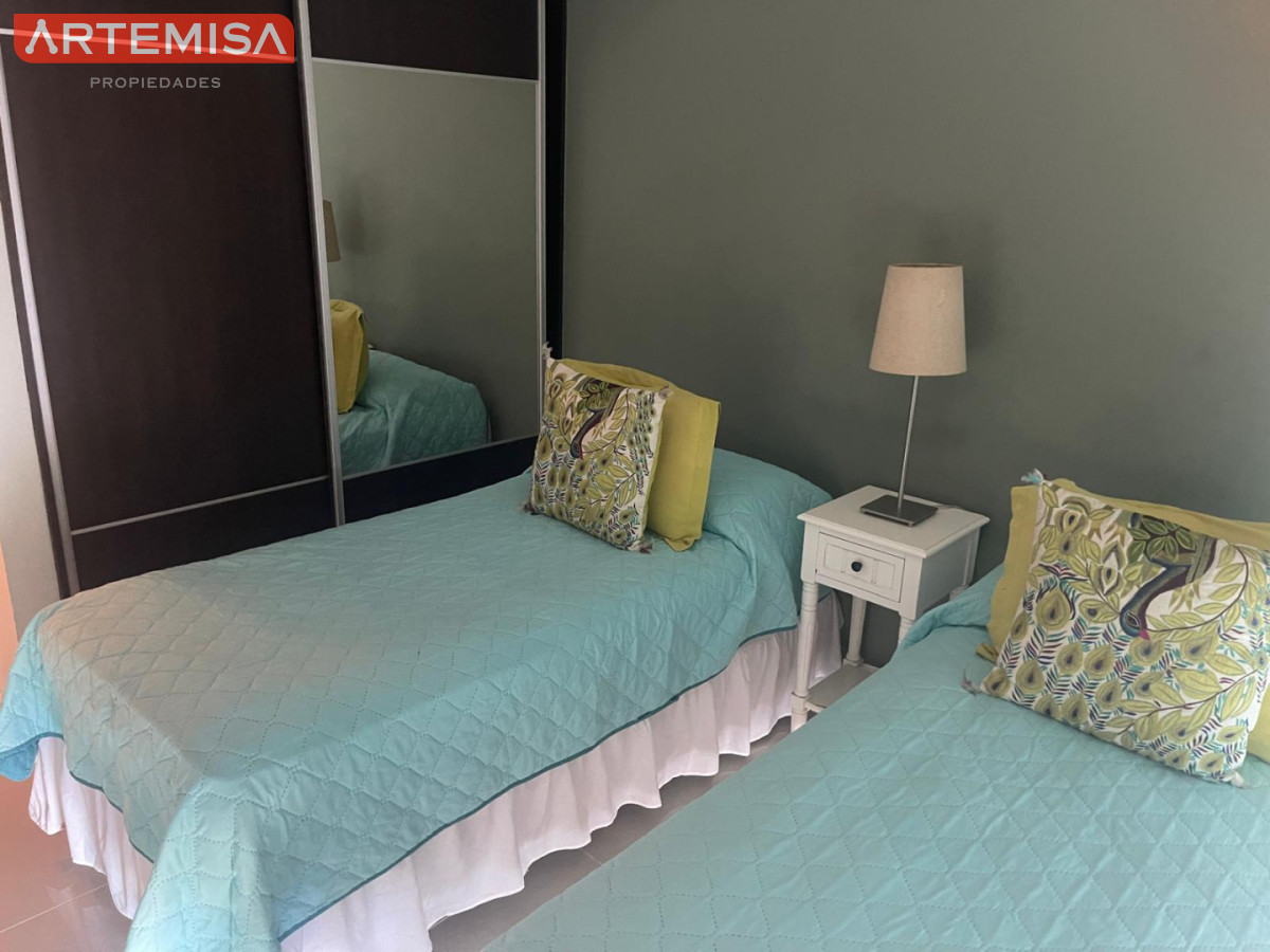 Apartamento ID.866 - Alquiler Temporal Parada 6 de la Brava