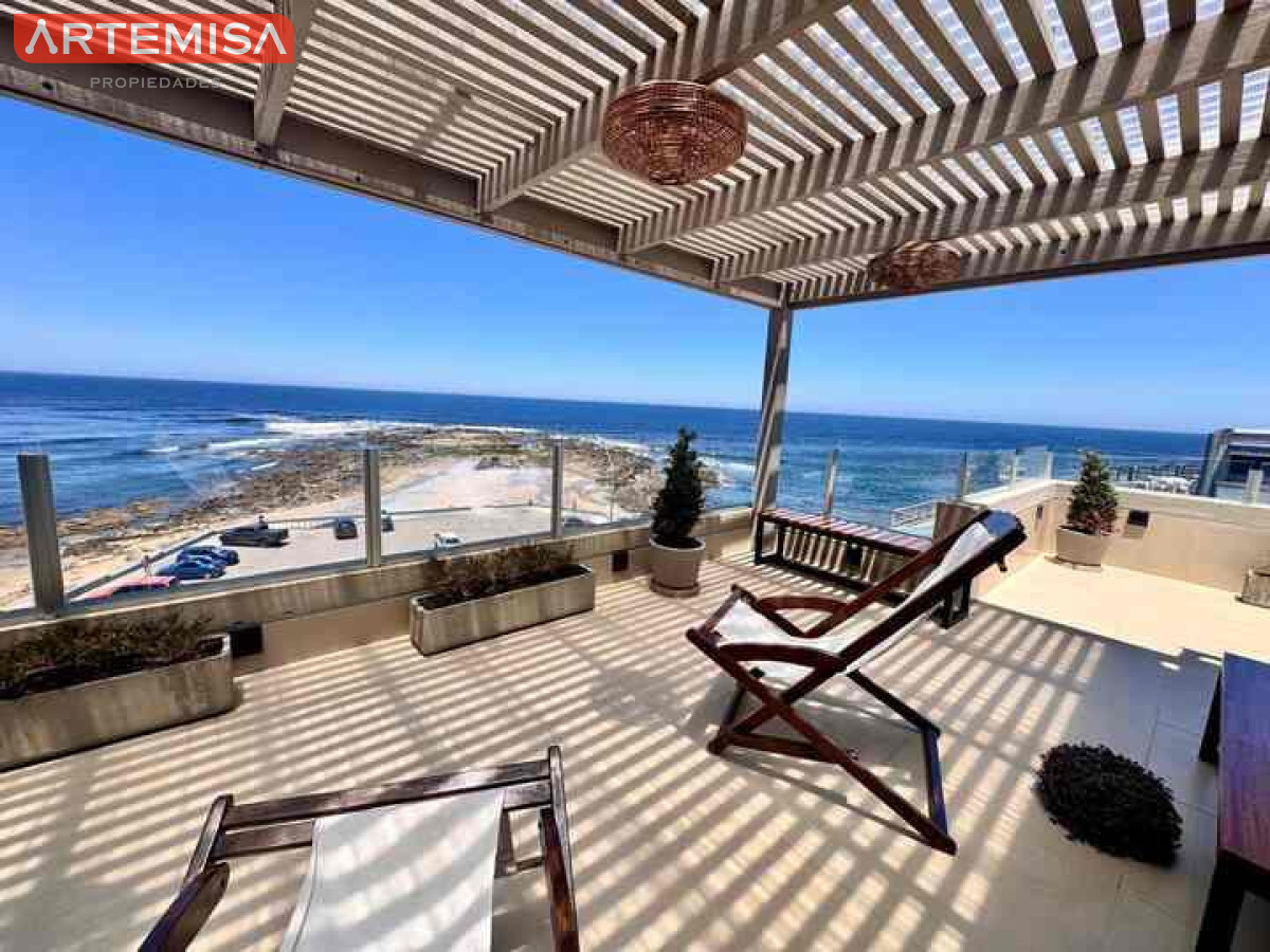 Apartamento ID.975 - Espectacular PENTHOUSE DUPLEX  frente al MAR 4 SUITES