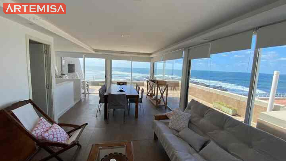 Apartamento ID.975 - Espectacular PENTHOUSE DUPLEX  frente al MAR 4 SUITES