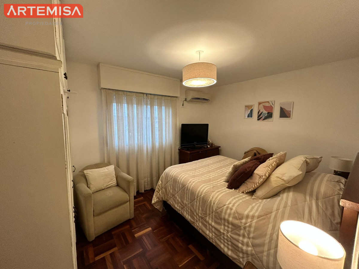 Apartamento ID.855 - Amplio e iluminado apartamento en Malvin 2/3 dormitorios y cocheras