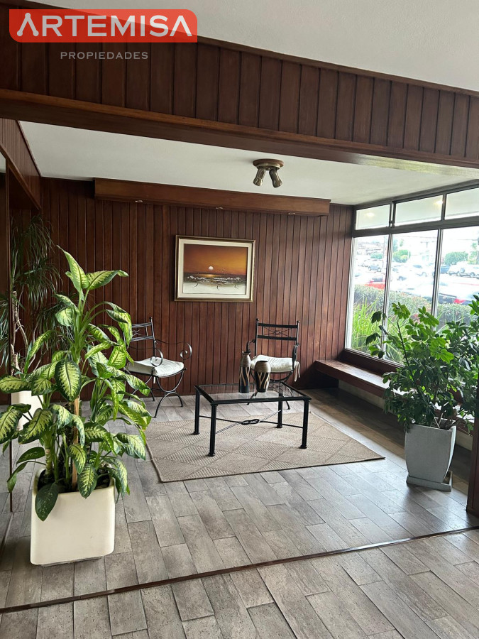 Apartamento ID.855 - Amplio e iluminado apartamento en Malvin 2/3 dormitorios y cocheras